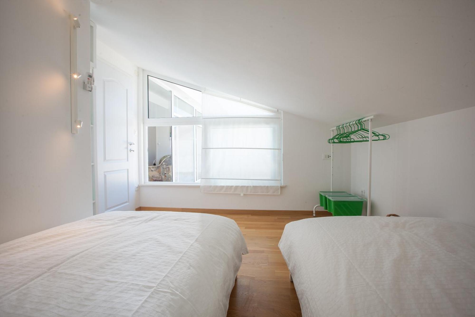 Apartments Leut 80M From The Sea Podgora Zimmer foto